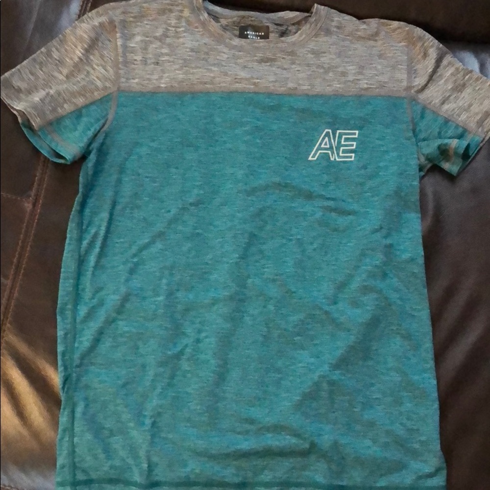 AE Active Shirt